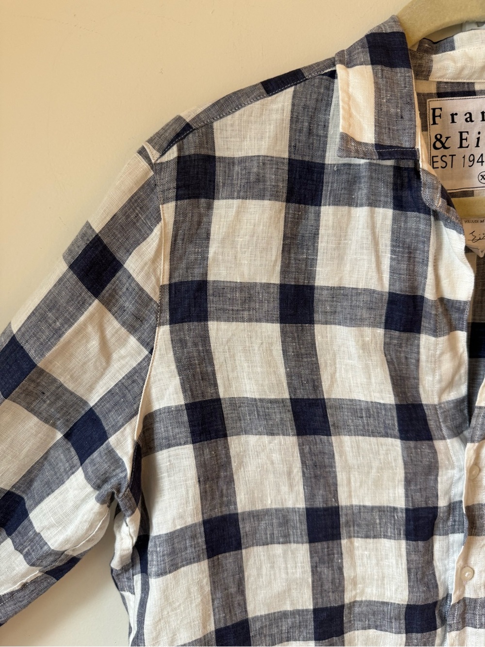 Frank & Eileen 100% Linen navy white plaid button up shirt - Picture 2 of 8